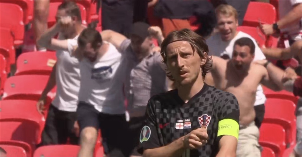 坚实基础 坚实基础