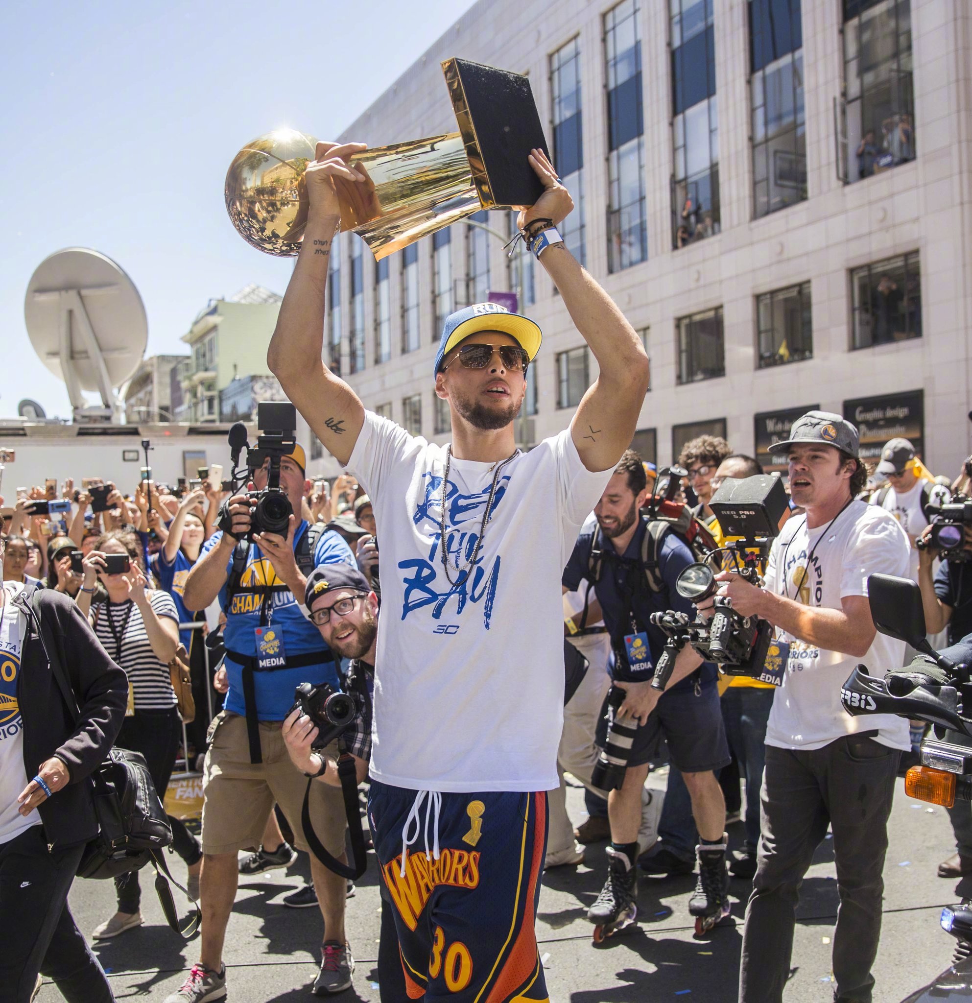 碰撞出精彩 碰撞出精彩